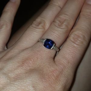 Sapphire Diamond Ring